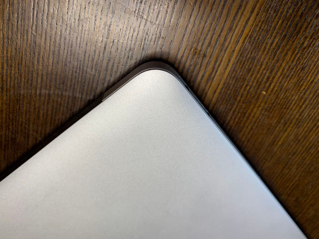 小さな巨人Mac Air 2015 i7 11インチメモリ8G SSD500G