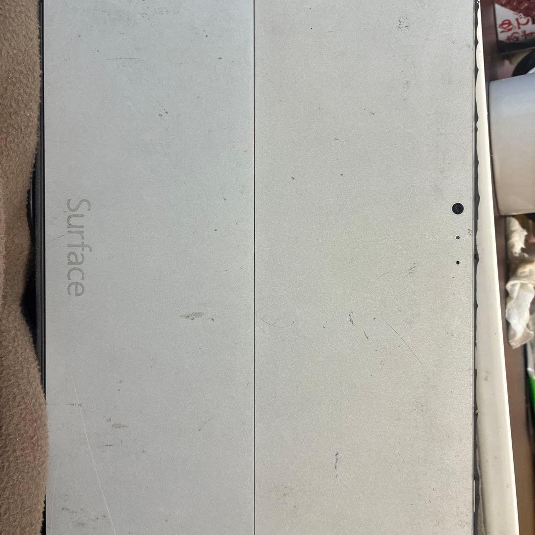 Microsoft Surface シルバー 使用感あり