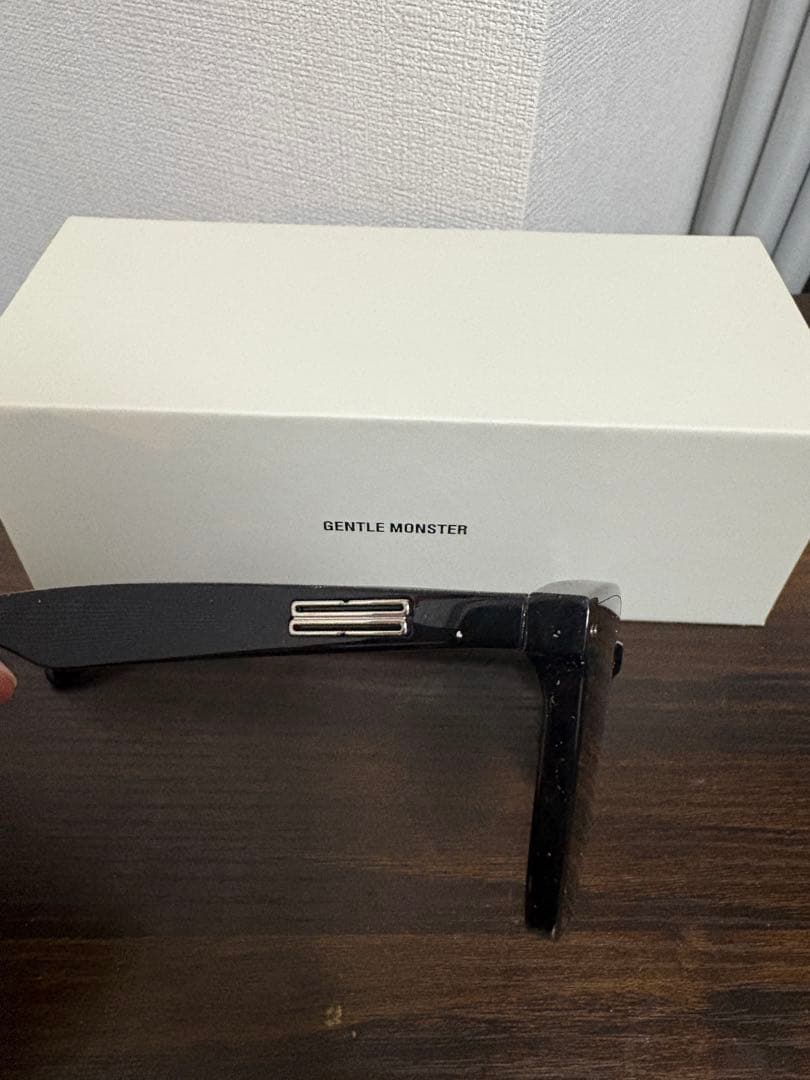 小物 GENTLE MONSTER Heizer01