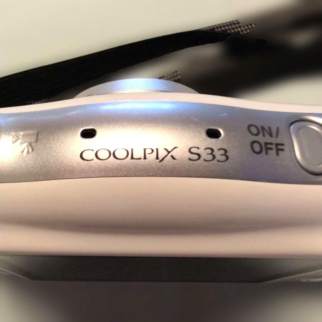 美品　Nikon COOLPIX S33 ホワイト