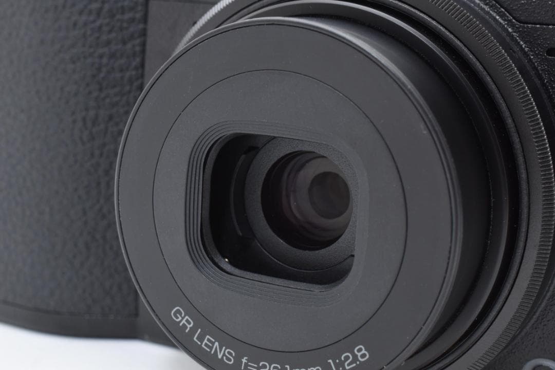 デジタルカメラ Ricoh GR IIIx Compact Digital Camera