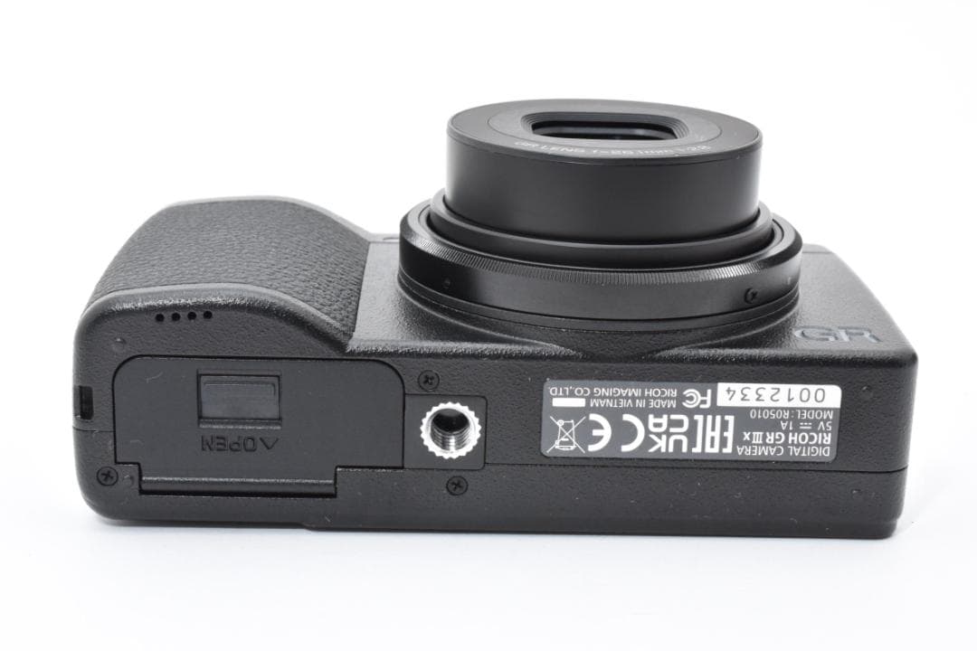 デジタルカメラ Ricoh GR IIIx Compact Digital Camera