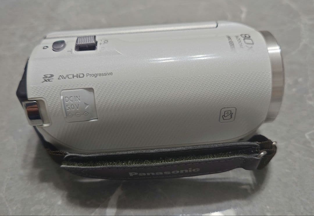 Panasonic デジタルハイジョンビデオカメラ HC-V520M ホワイト