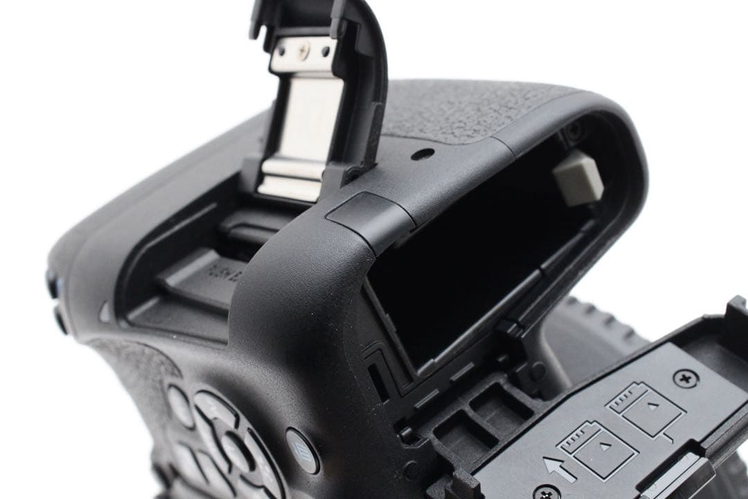 一眼レフカメラ/canon kiss x9i/標準&望遠ダブルレンズセット