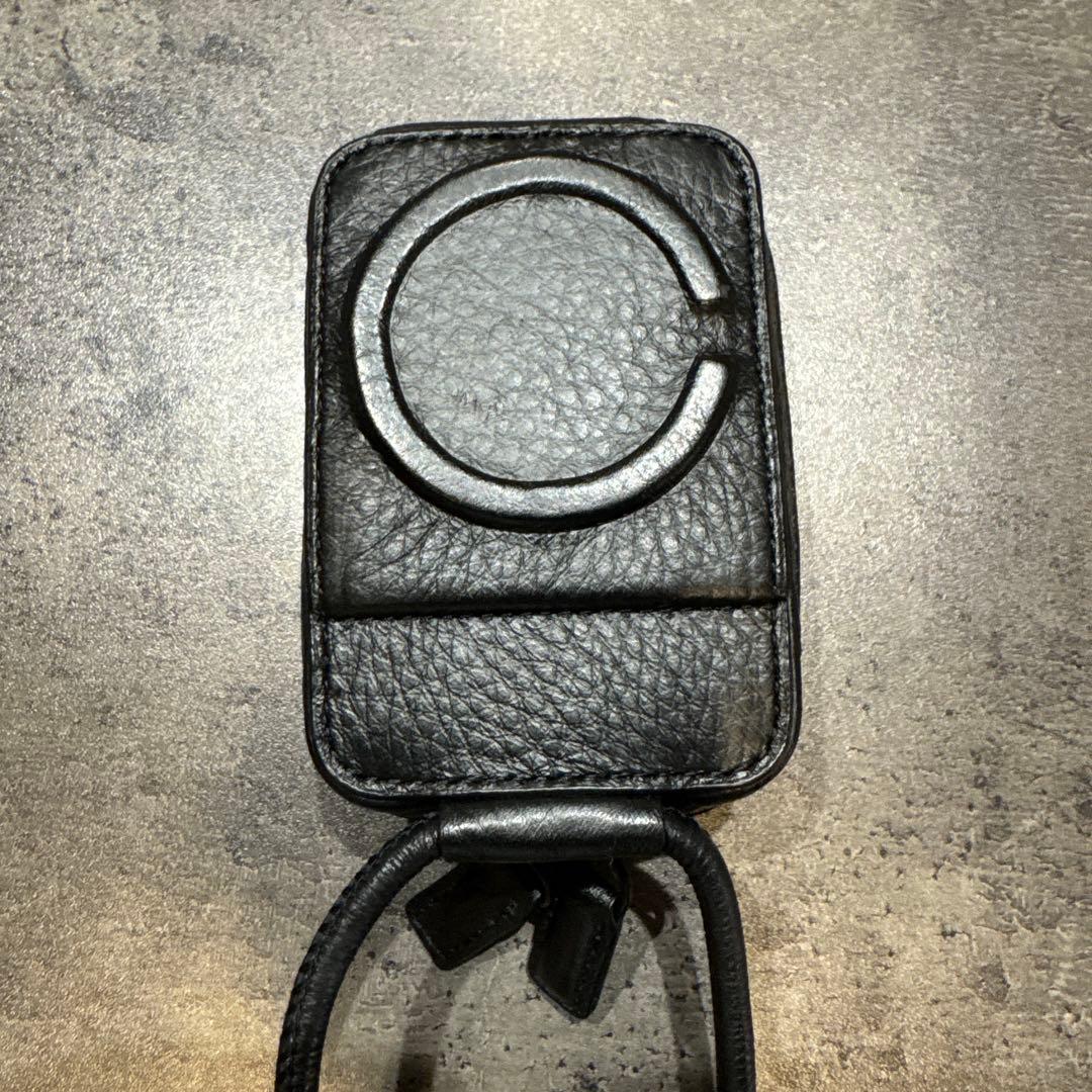 objcts.io ストラップ一体型マイクロバッグ ブラック