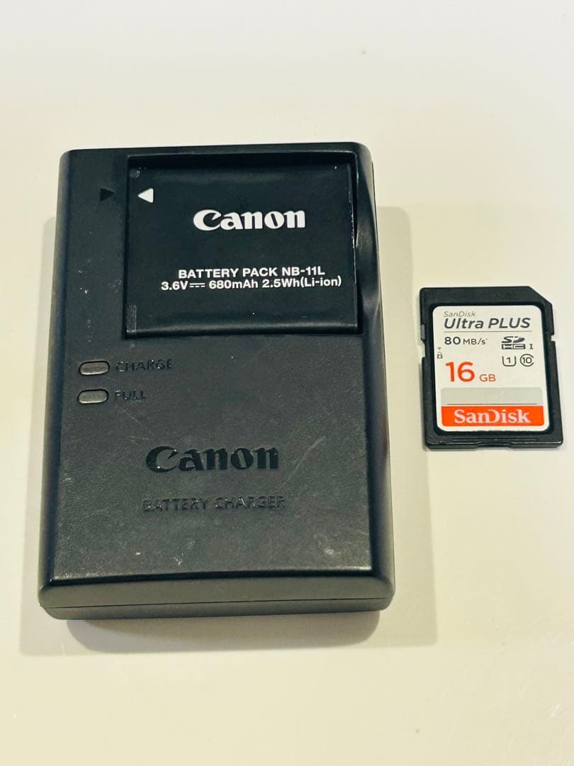 Canon IXY 180デジタルカメラ レッド