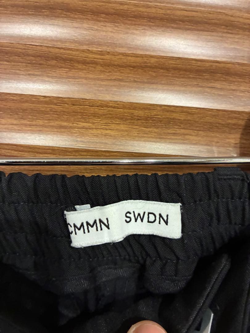 CMNN SWDN スラックス