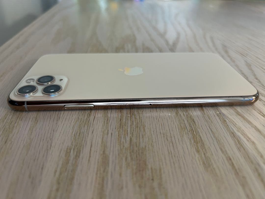 Apple iPhone 11 Pro Max ゴールド 本体
