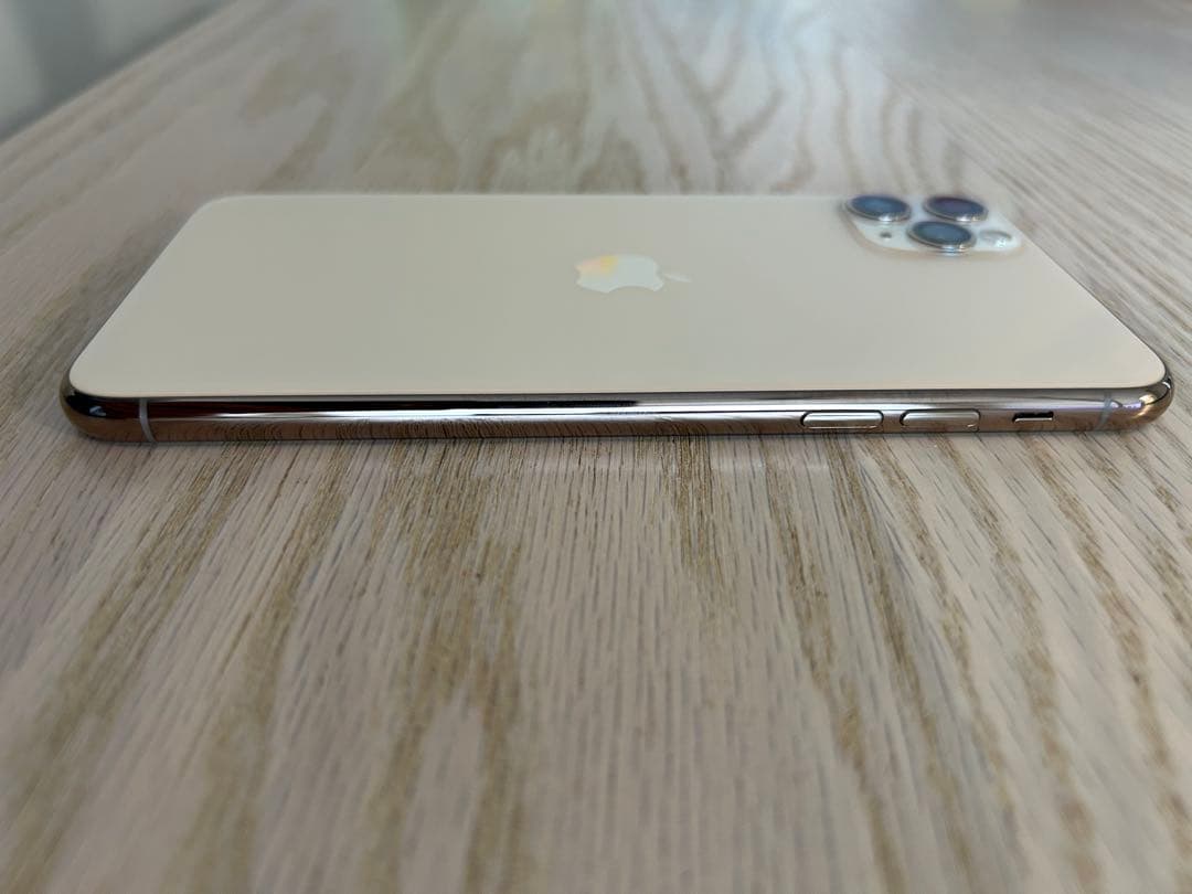 Apple iPhone 11 Pro Max ゴールド 本体