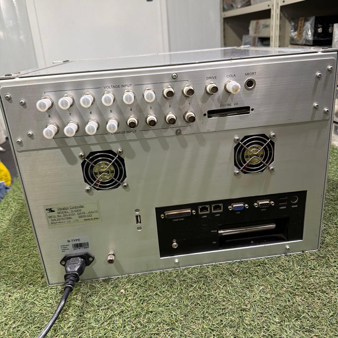 SHINKEN Vibration コントローラ MODEL D-5900