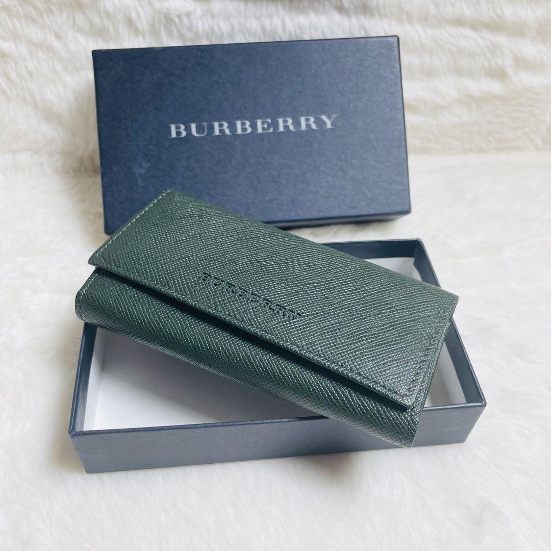 新品未使用　正規品BURBERRY ノバチェック キーケース ダークグリーン