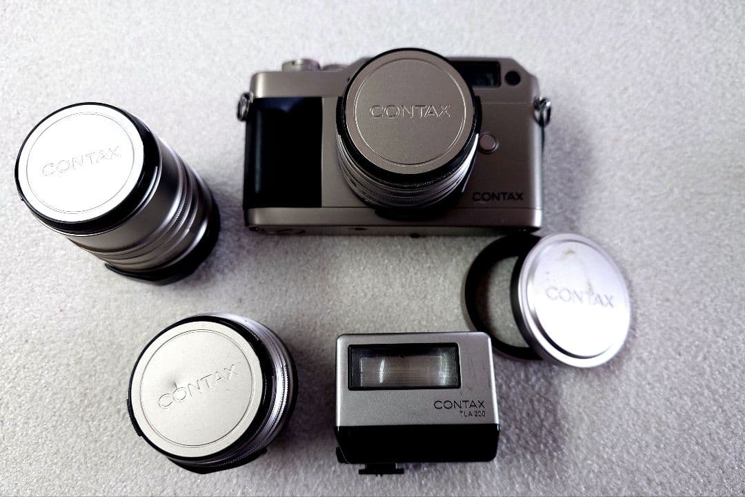 CONTAX G1、レンズ3本、フラッシュライトのセット