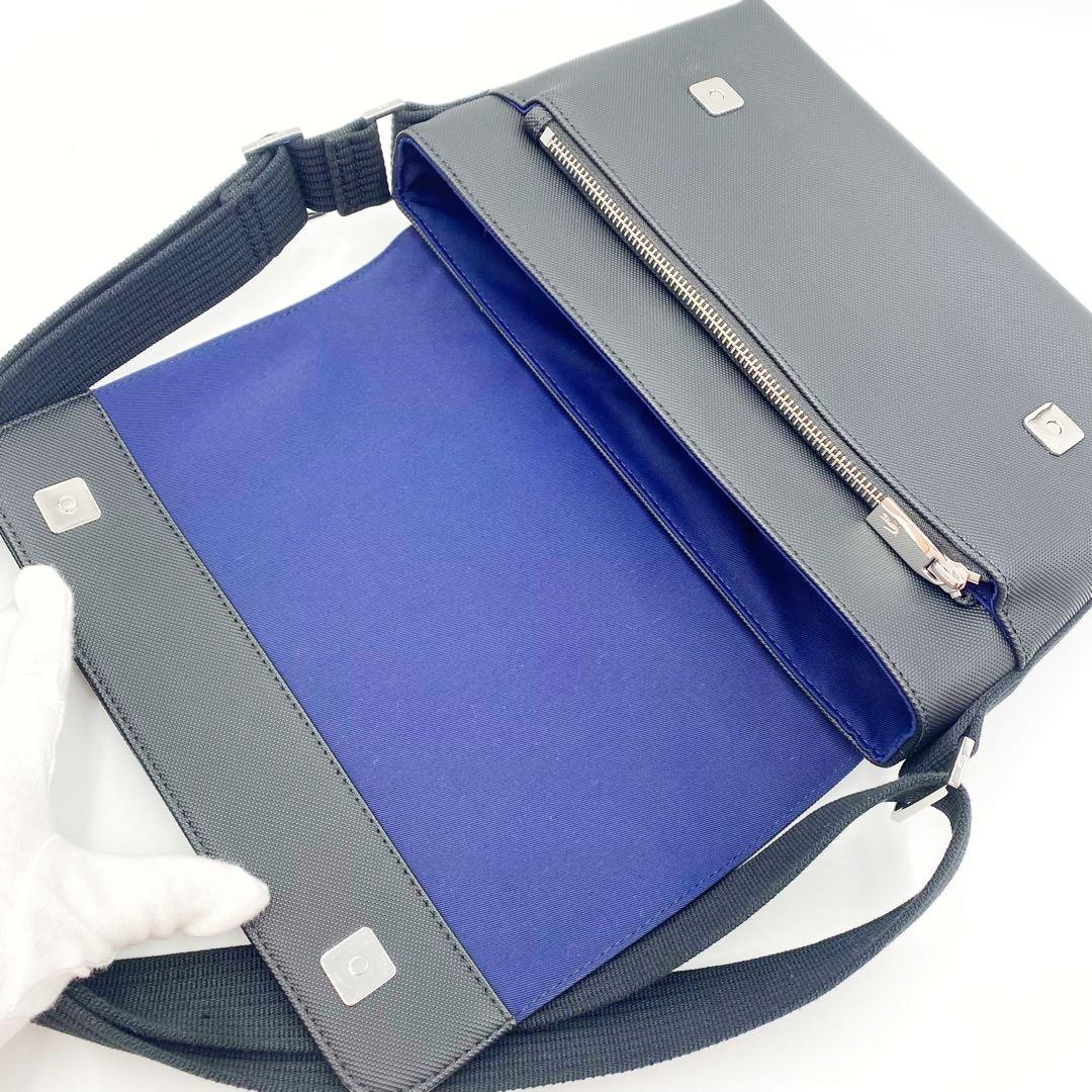 美品★LACOSTE ラコステ メッセンジャーバッグ ★114