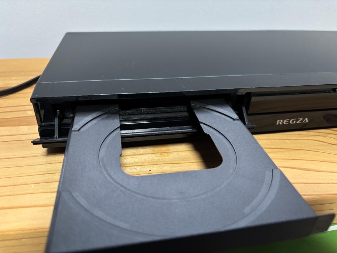 TOSHIBA DBR-Z310 ブルーレイレコーダー HDDを1TBに交換済