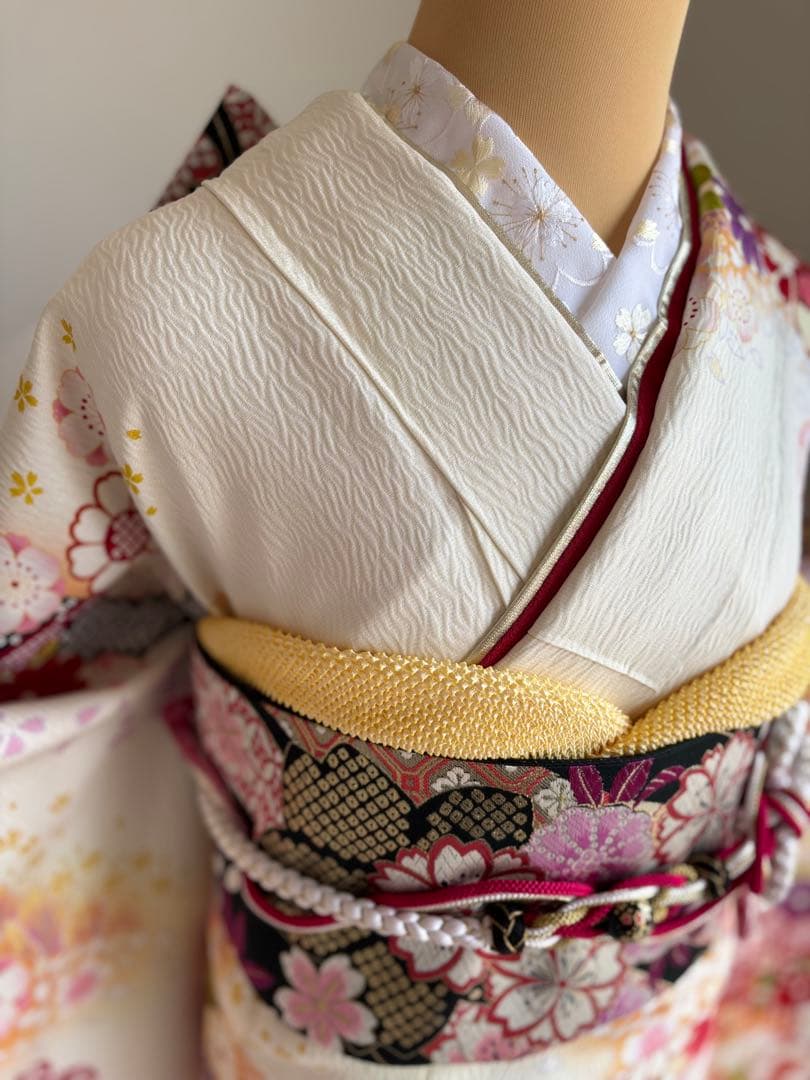 期間限定価格（2/1まで！）⭐️可愛い振袖フルセット　成人式　正絹　袋帯　白地系