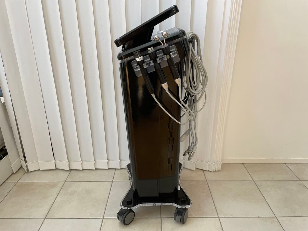 DIIO III 3 業務用 全身 美容機器 超音波 RF /EMS 脂肪分解