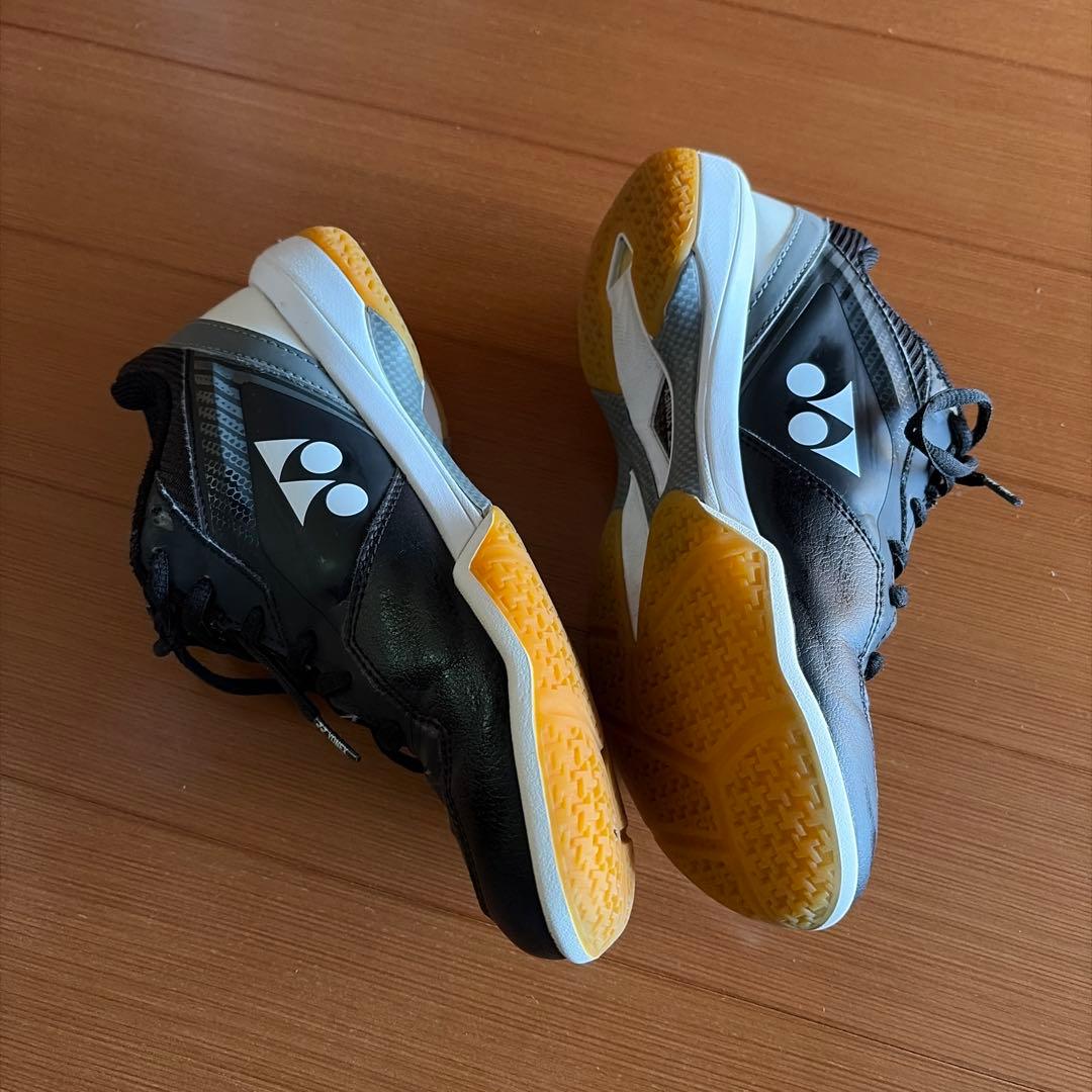 ヨネックス　バドミントンシューズ　24.5