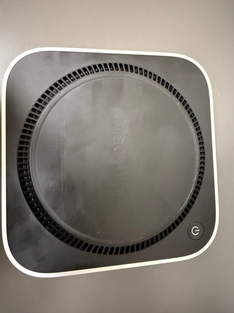 【美品】Mac mini M4チップ搭載モデル（16GB / 256GB）