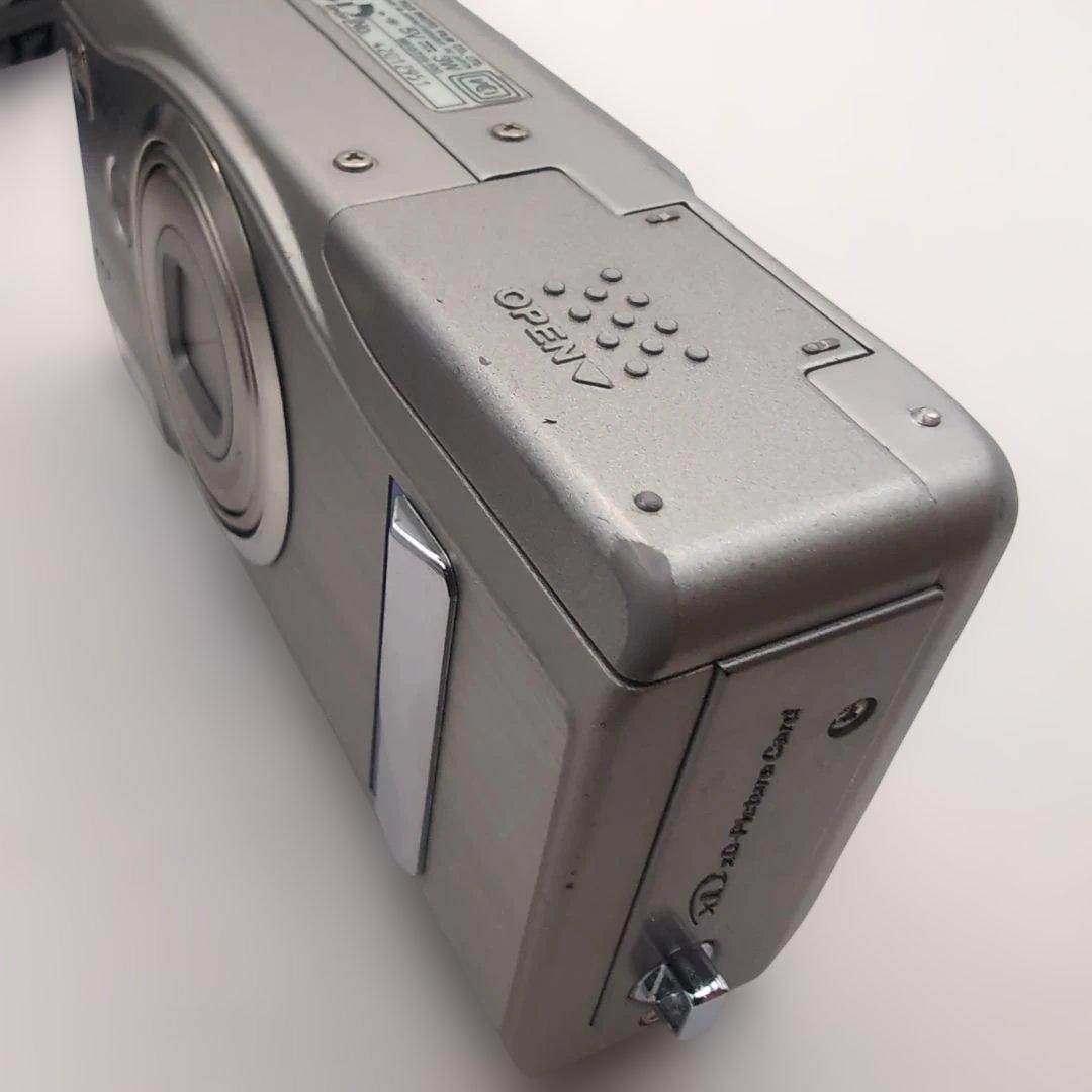 美品 動作品 平成レトロ Y2K FUJIFILM FinePix F700