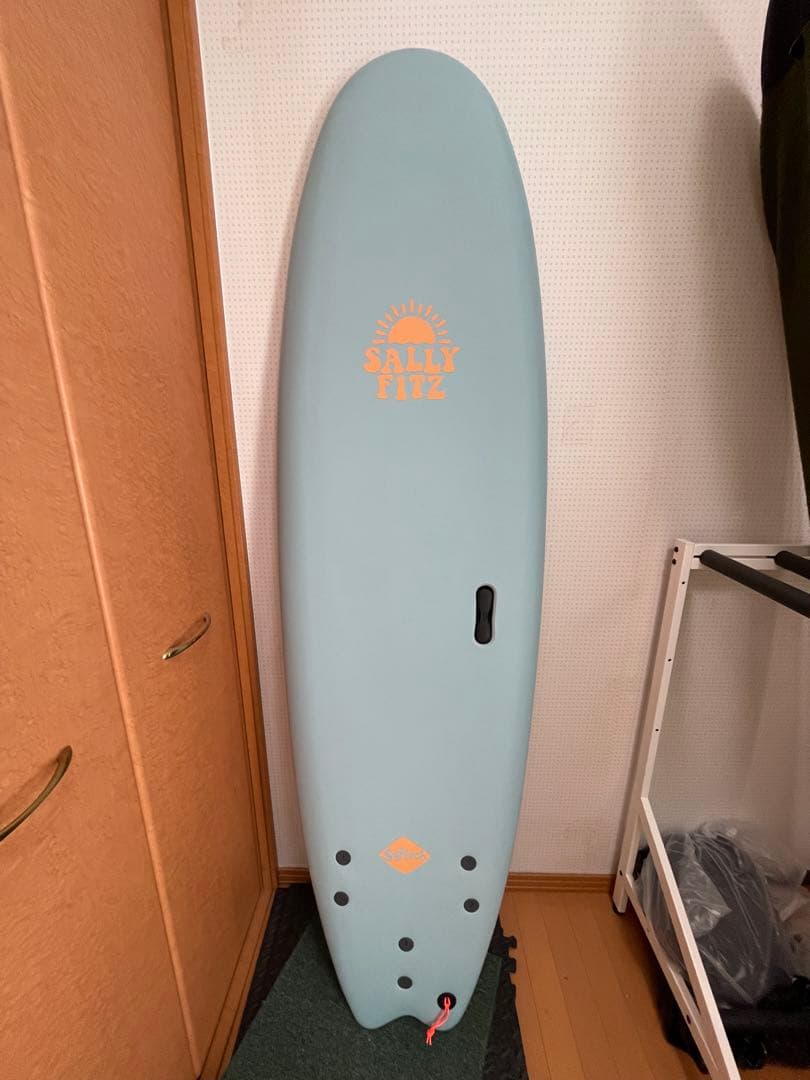 お買得‼️SOFTECHサーフボード　フィン・リーシュコード付き