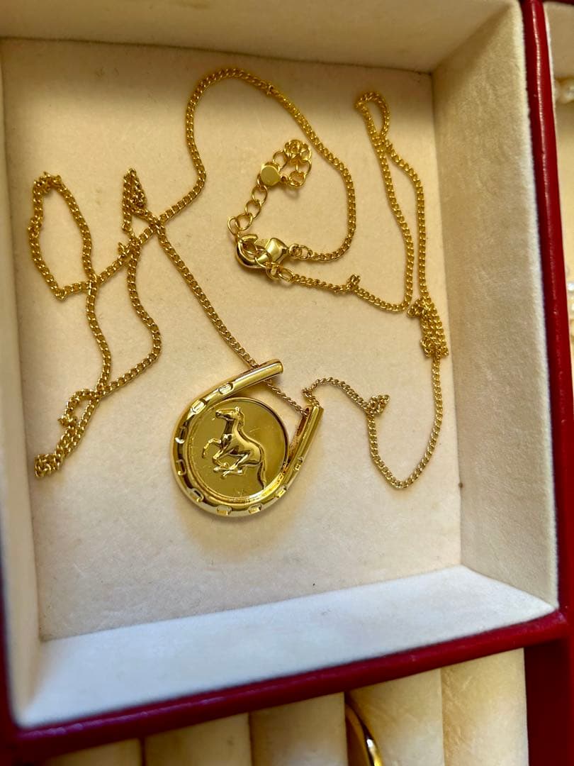 ま*ま様 生前整理　遺品整理　刻印がありアクセサリーセット