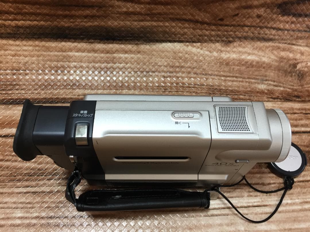 撮影再生ダビングOK　SHARP　VL-PD1　付属品あり　液晶大画面