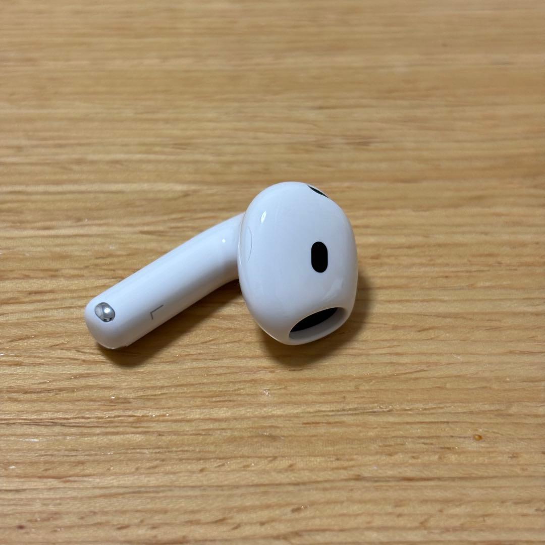 【美品・ほぼ未使用】Apple Airpods 4 ノイズキャンセリング搭載