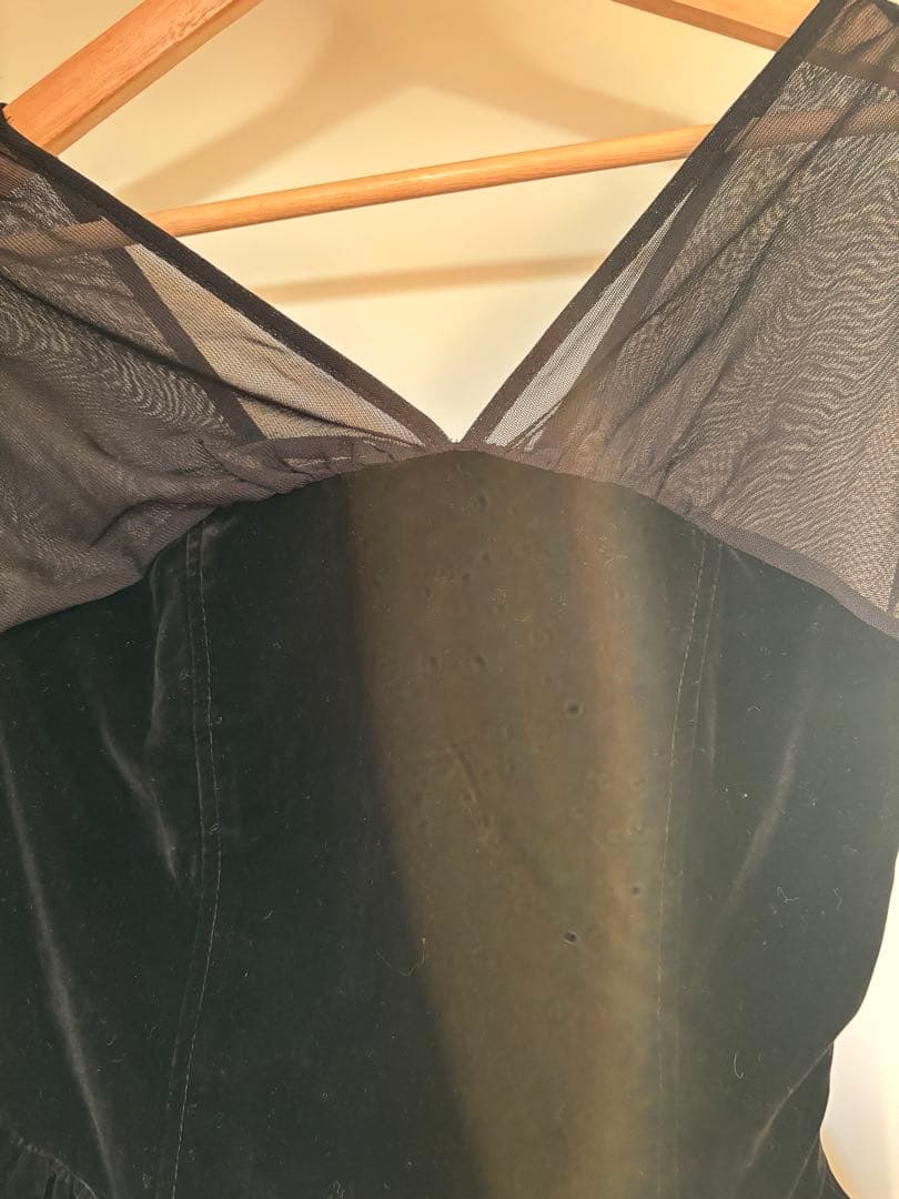 polaura ベロアビスチェバルーントップス ブラック