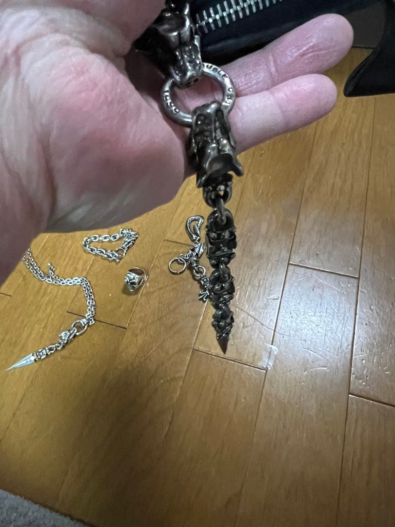 トラヴィスワーカー　ネックレス　ちょこちっぷ