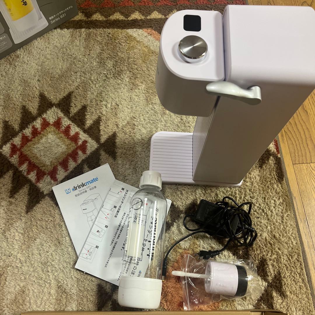 つよし。ガスシリンダーは無しです。写真に掲載されてる部品のみです。