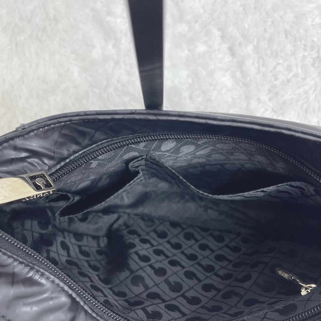 未使用級✨GHERARDINI ワンショルダーバッグ ナイロン ブラック 総柄