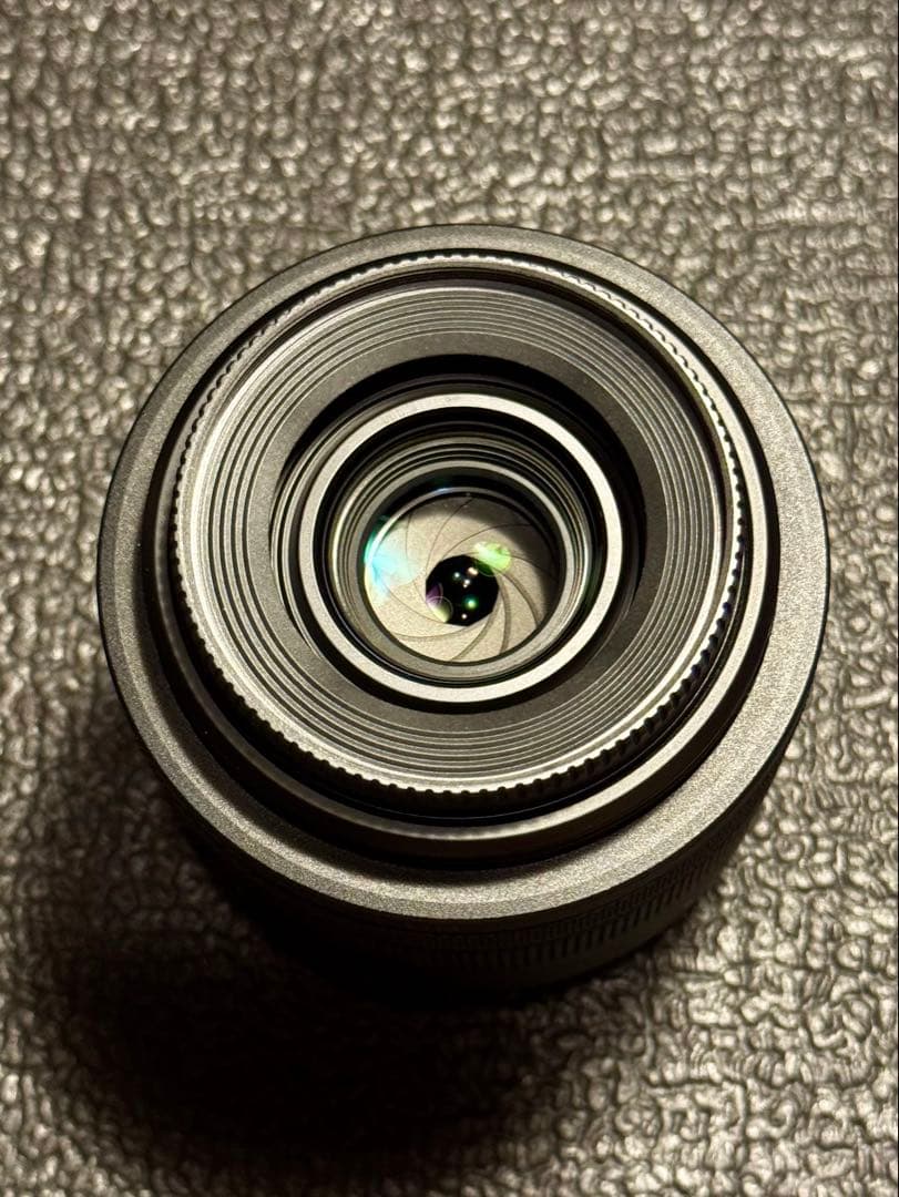 Canon RF 35mm F1.8 MACRO IS STM【元箱切取なし】