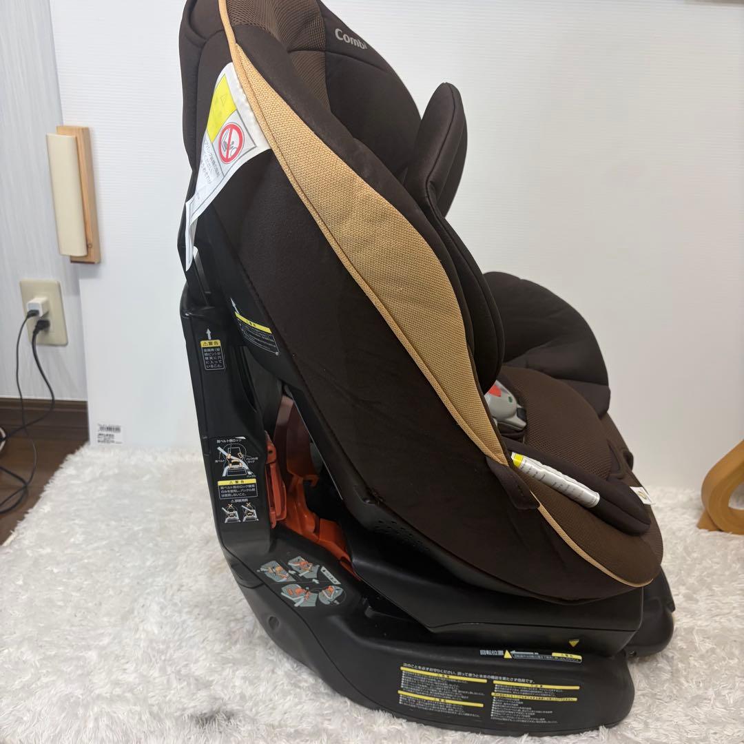 Combi コンビ ゼウスターン EG ZZ チャイルドシート　回転