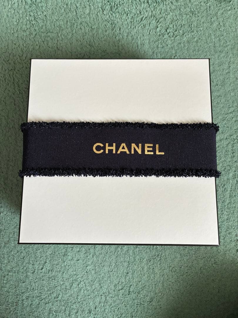 CHANEL ホリデー限定セット　アイシャドウ＆マスカラセット2025