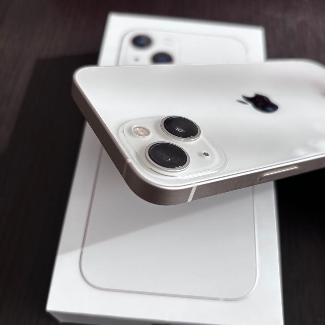 【美品】Apple iPhone13 スターライト 128GB SIMフリー