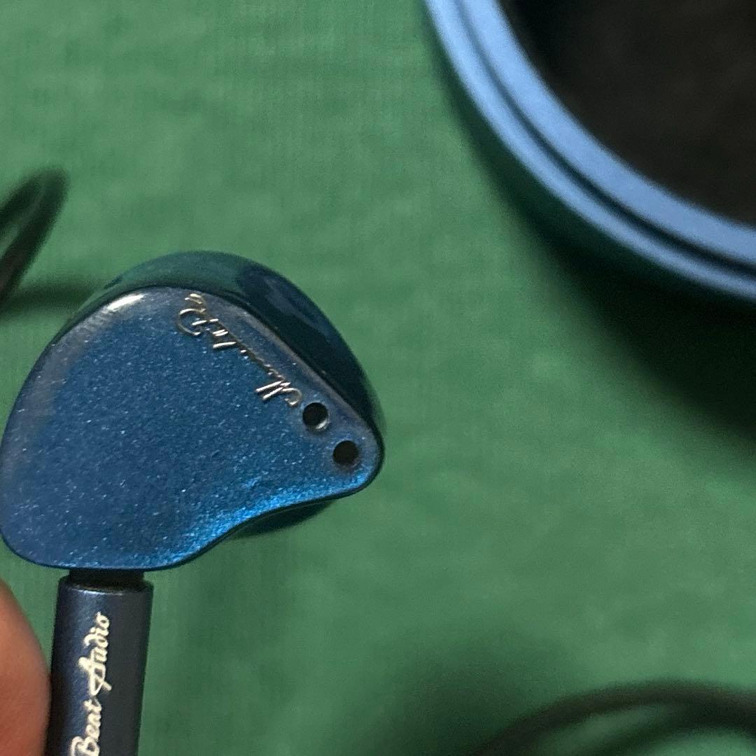 イヤホン Unique Melody MAVERICK II Re UNM-6455