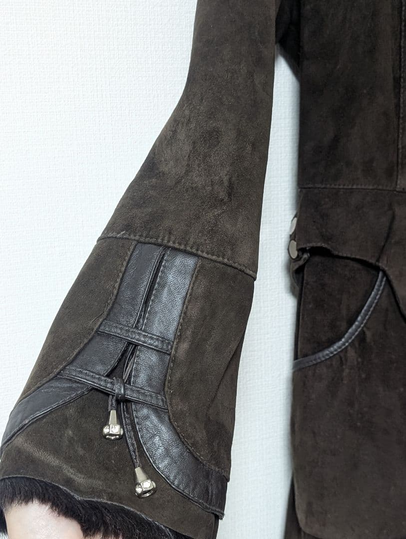 美品　CARA　伊藤忠モードパル　ラムレザーリアルラクーン　コート 　M