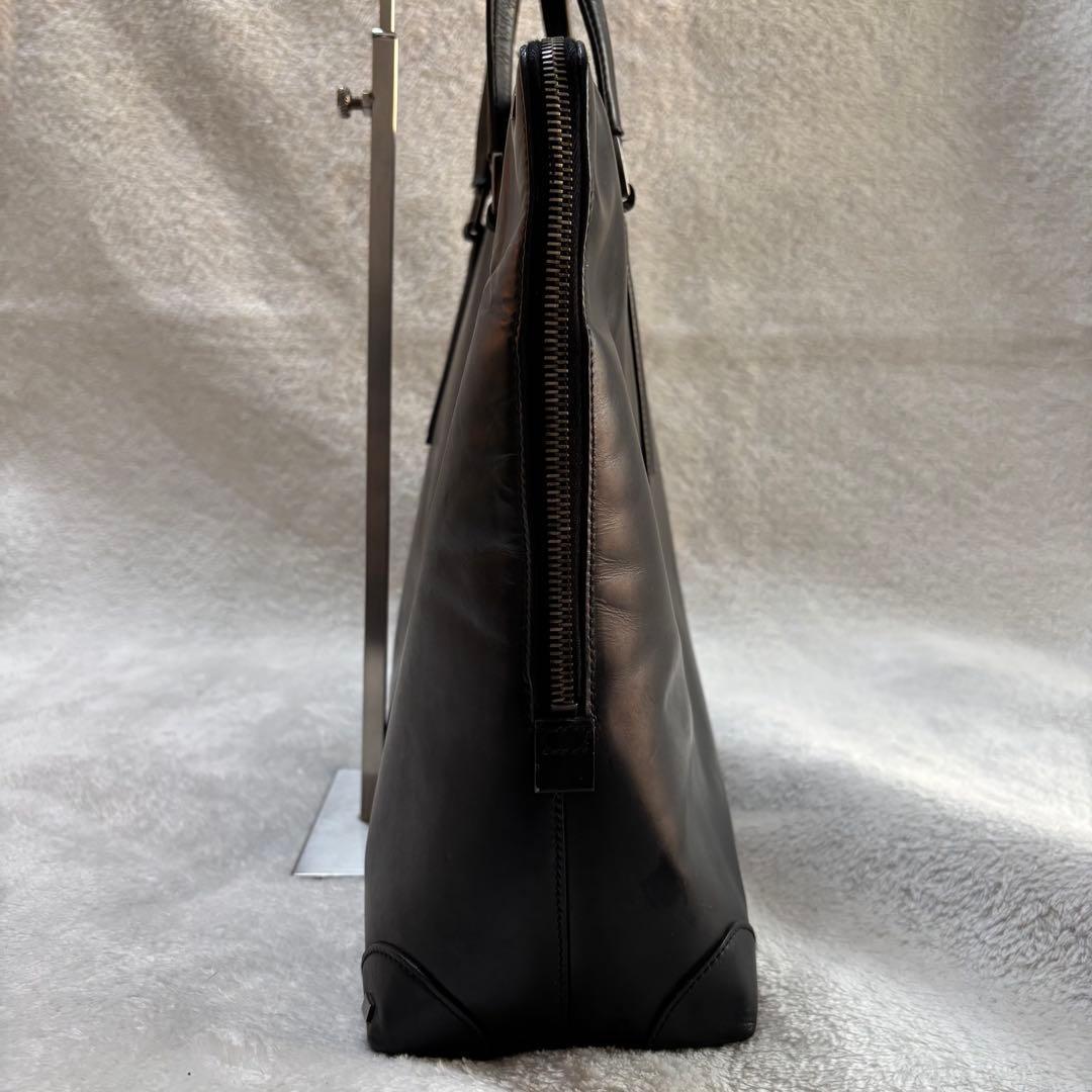 GUCCI グッチ レザー ビジネスバッグ ハンドバッグ ブラック 黒 本革