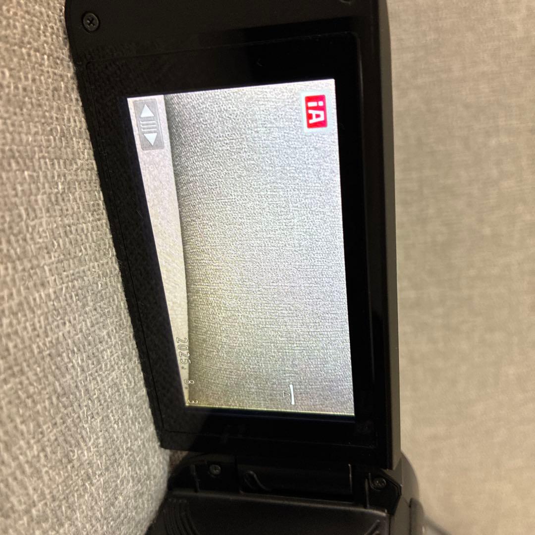 超美品　Panasonic HC-V495M ビデオカメラ 本体