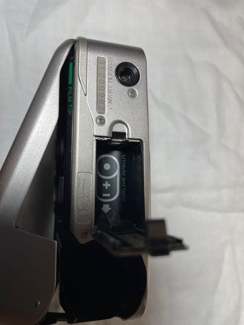 FUJIFILM TIARA II フラッシュ点灯せず