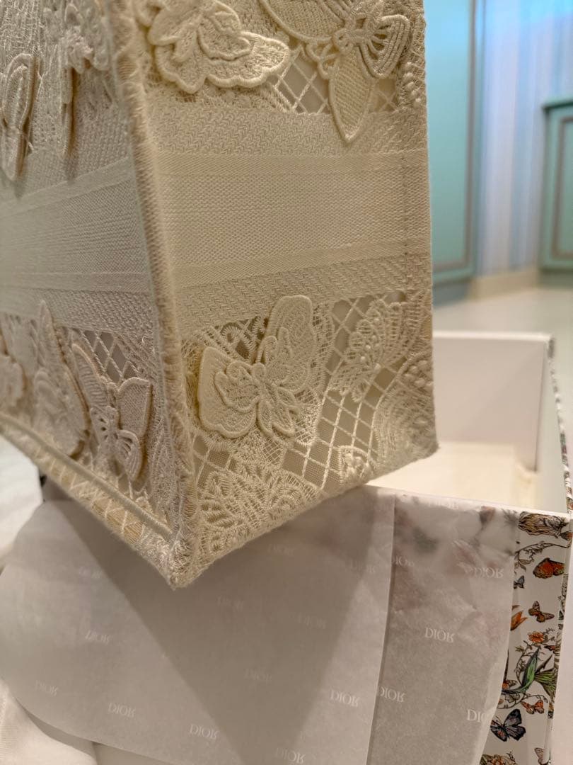 けろちゃん様クリスチャンディオールブックトート　スモール　バタフライ