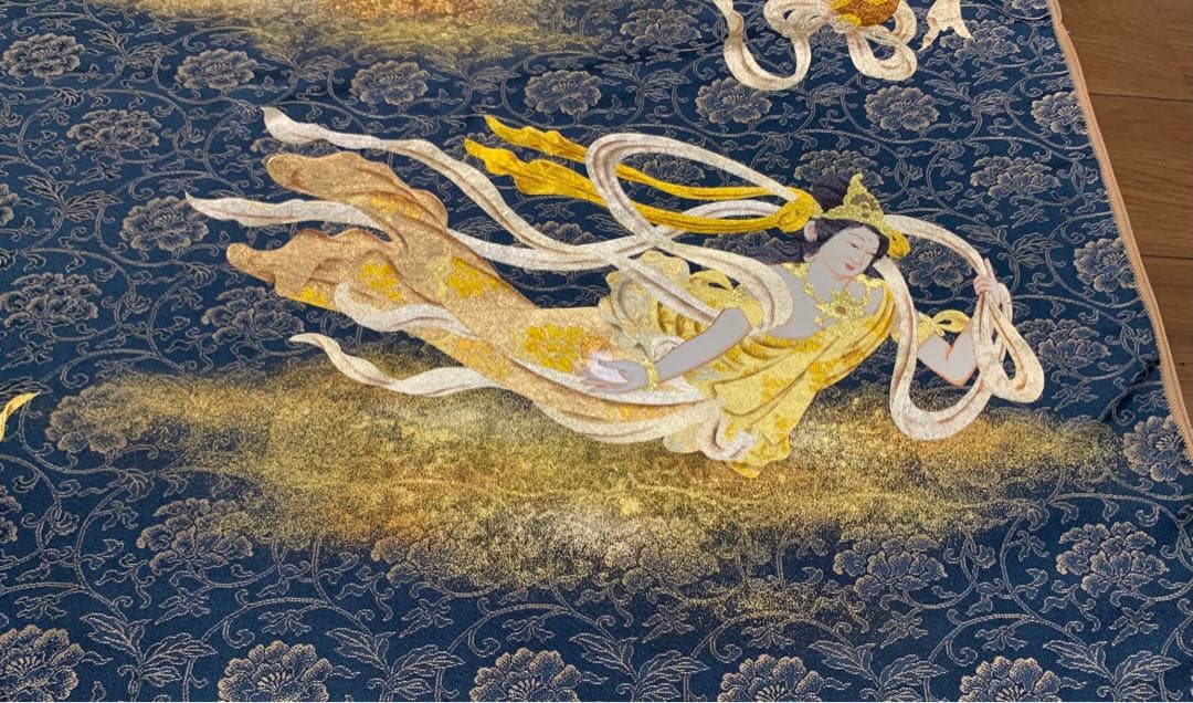 値下げ依頼 金蘭地に金彩箔天女と雅楽器！