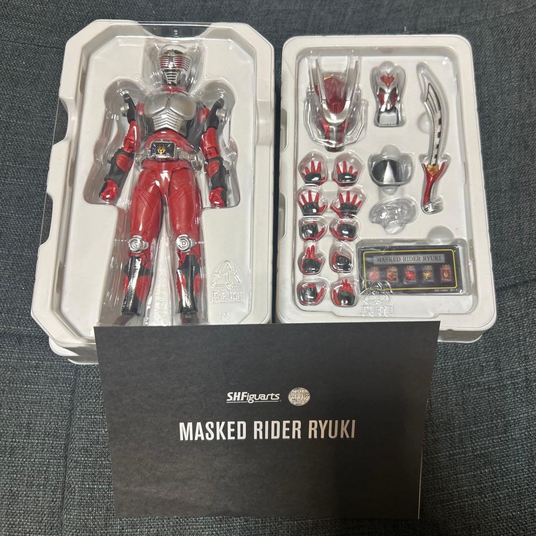 真骨彫製法 仮面ライダー龍騎