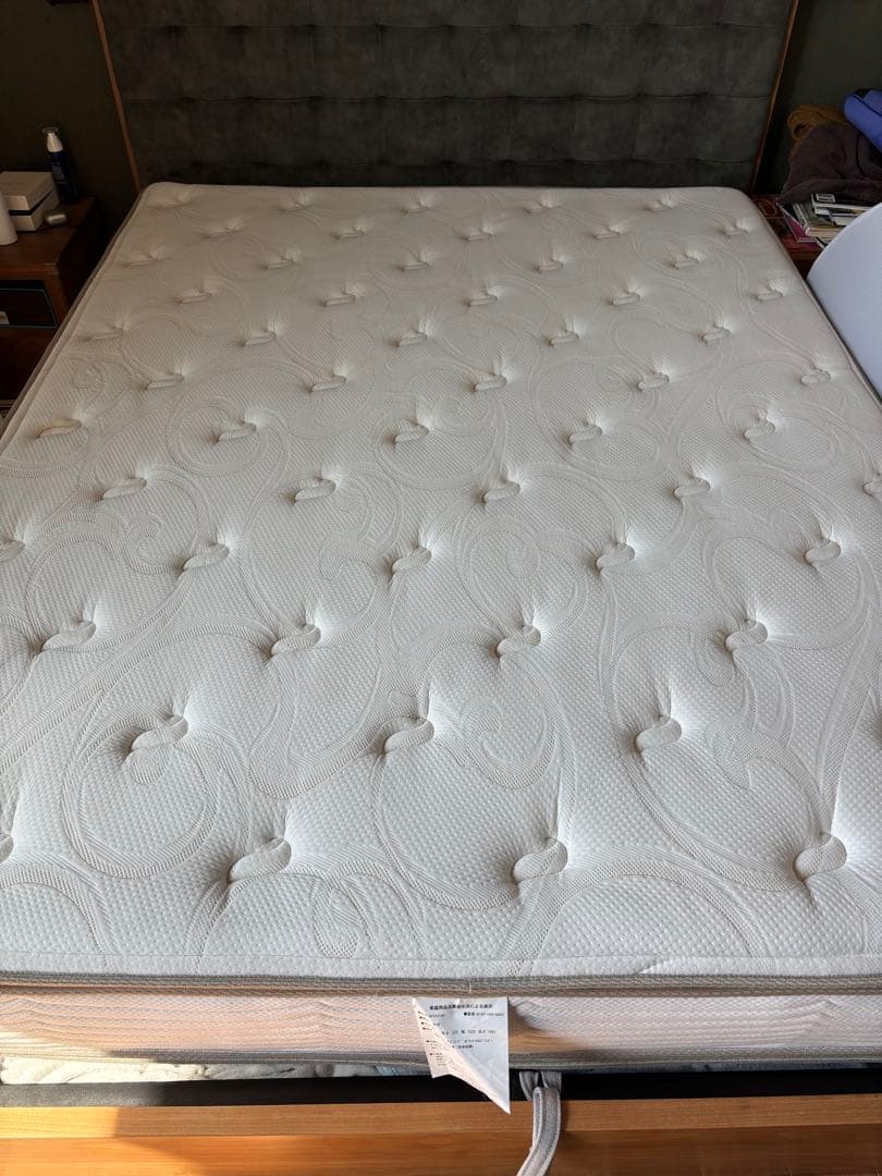 【最終値下げ】シモンズマットレス　ビューティレスト　クイーン