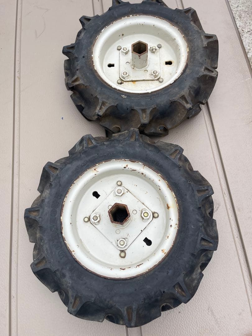 管理機用 タイヤ 2本セット 六角軸 耕運機ホイール付き パーツ 部品 中古