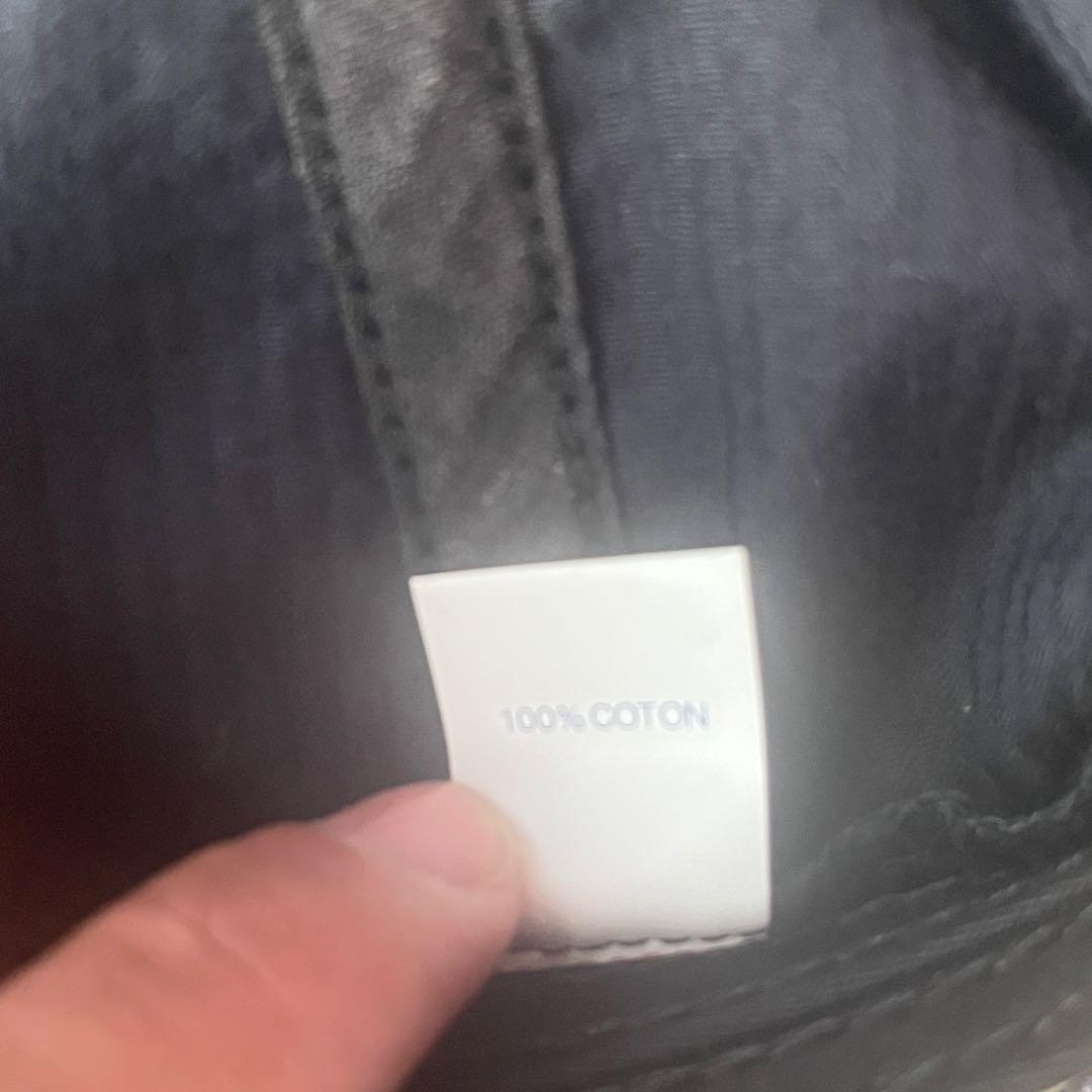 supreme コーデュロイキャップ 黒　在原みゆ紀