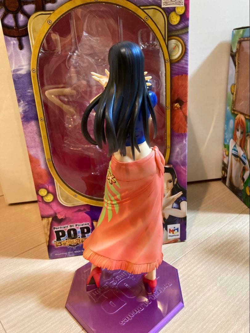 ワンピース　P.O.P ニコロビン、ナミ　フィギュア　２体セット