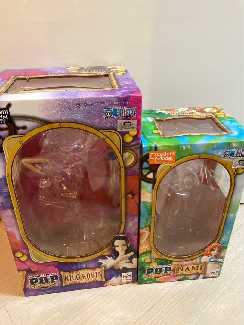 ワンピース　P.O.P ニコロビン、ナミ　フィギュア　２体セット