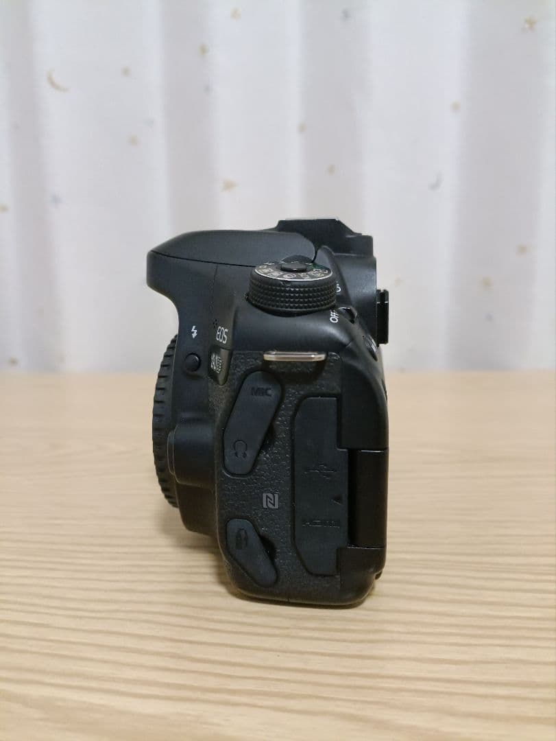 Canon EOS 80D 一眼レフカメラ 本体 バッテリー付き