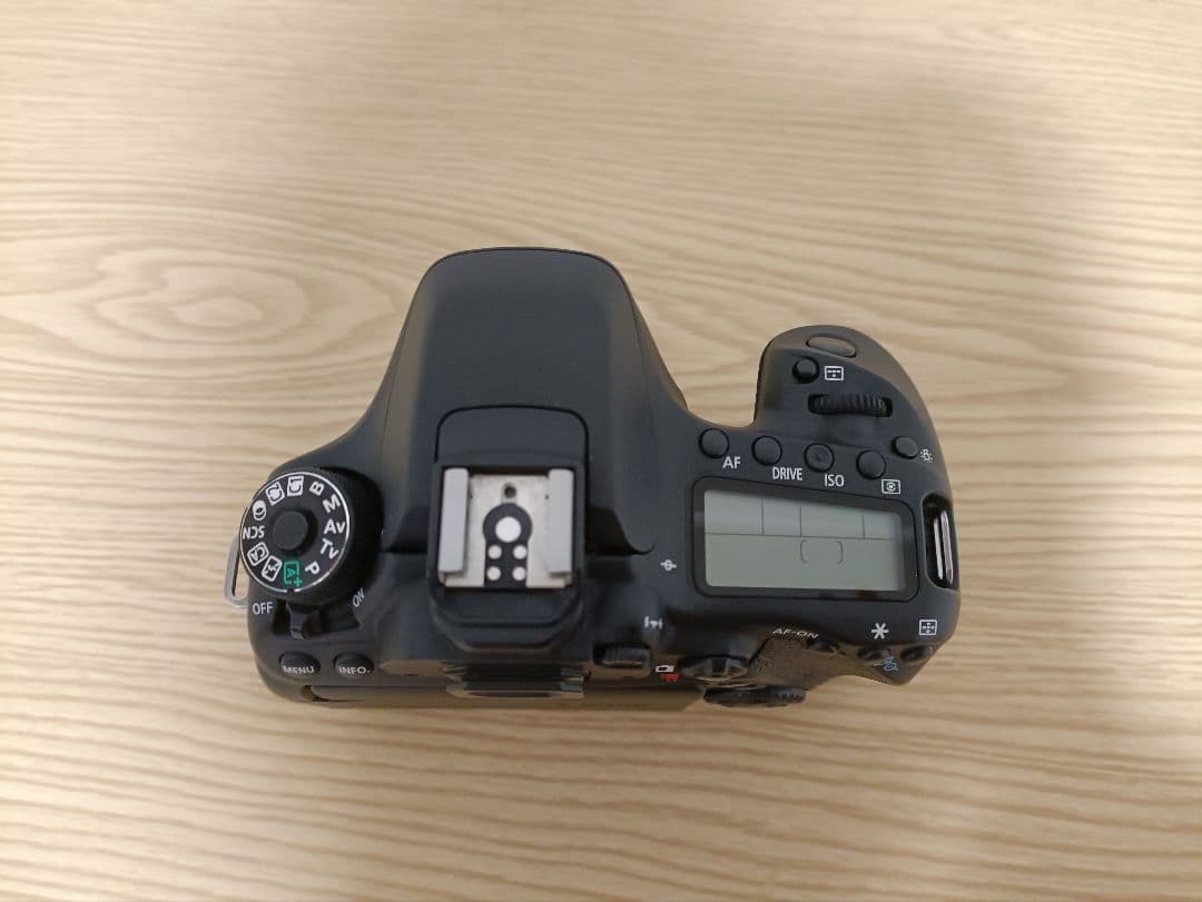 Canon EOS 80D 一眼レフカメラ 本体 バッテリー付き